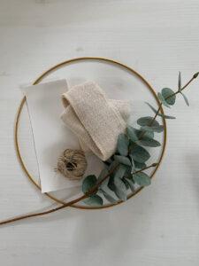 DIY Dekoring mit Eukalyptus und Juteband 1
DIY Dekoring mit Juteband